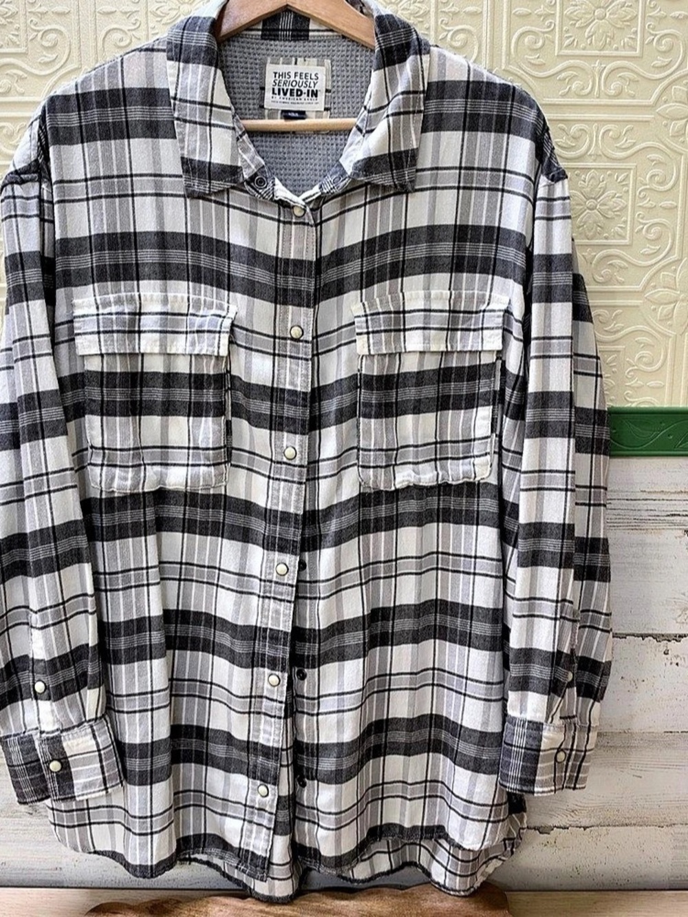 American Eagle This Feels Seriously Lived-In Plaid Flannel Shirt womens Plaid